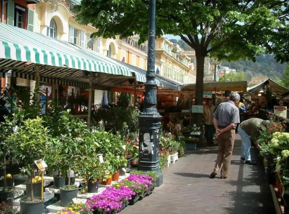 Studio A Louer Au Coeur Du Carre Dor A Nice, Rue Dalpozzo A 150 Metres Des Plages Exterior foto